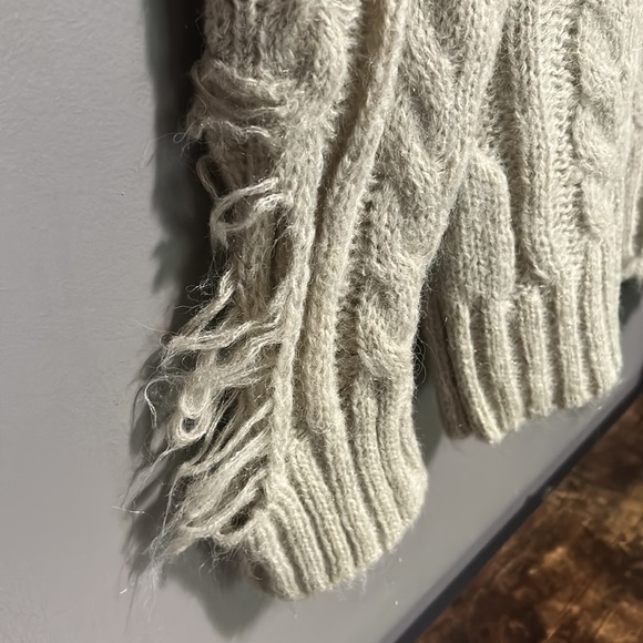 NWT Revolve Superdown distressed cable knit sweater - Picture 5 of 13